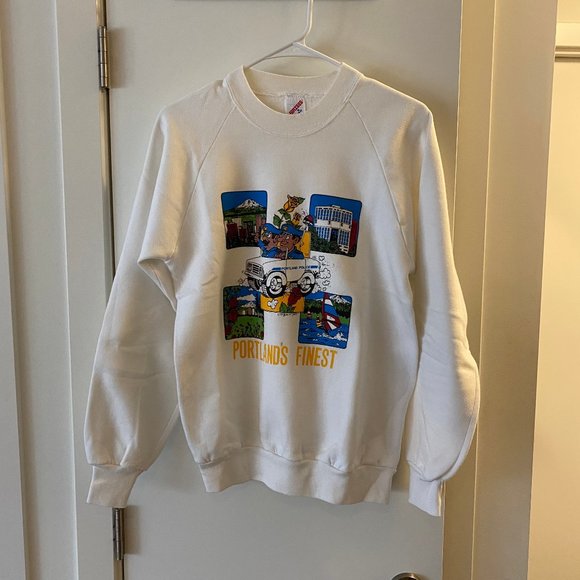 Vintage Other - VINTAGE 90S PORTLAND SOUVENIR TOURIST WHITE SWEATSHIRT SIZE MEDIUM